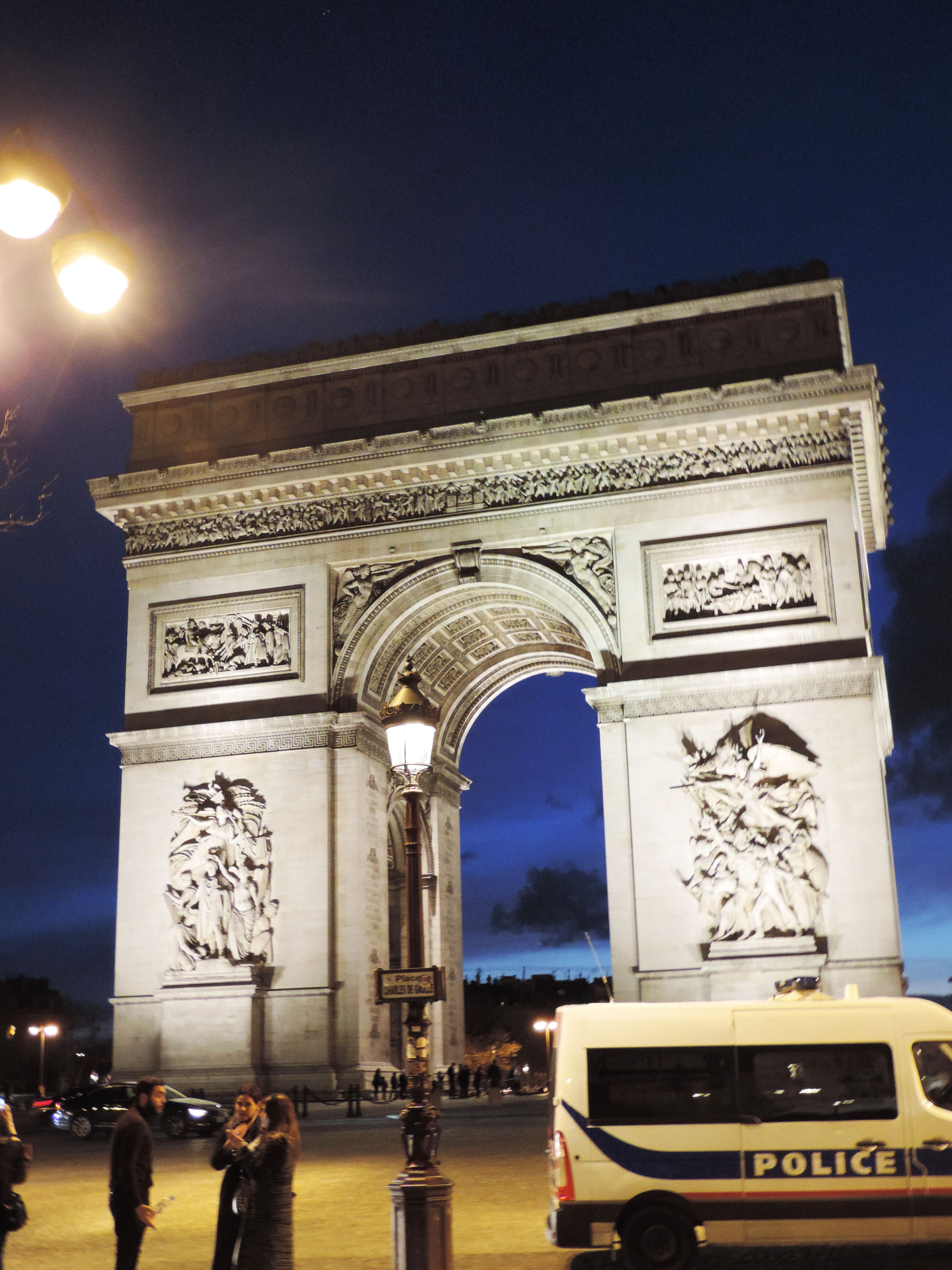 A Romantic Stroll through Paris