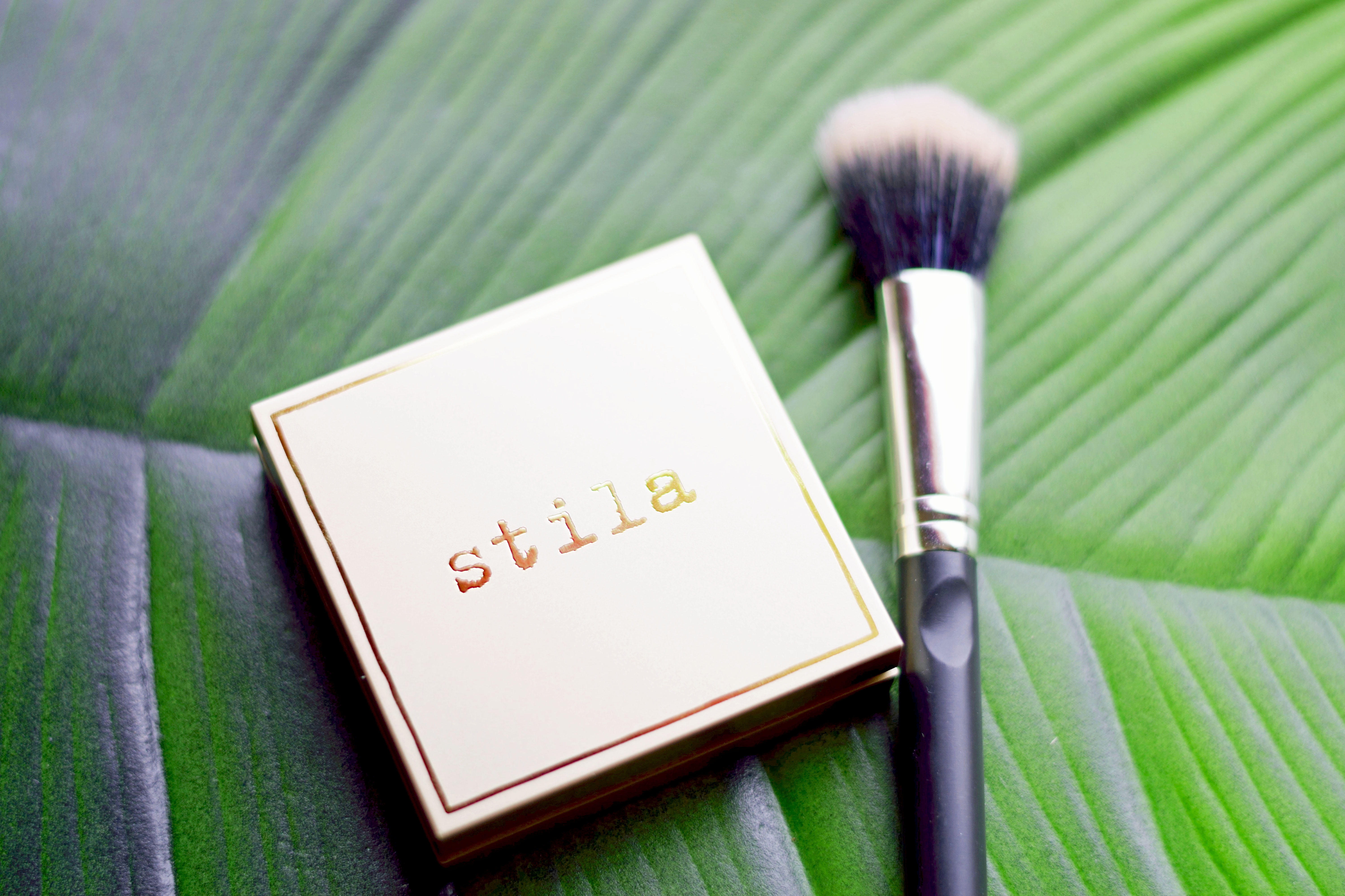 Stila Heaven's Hue Highlighter - Bring on the colors